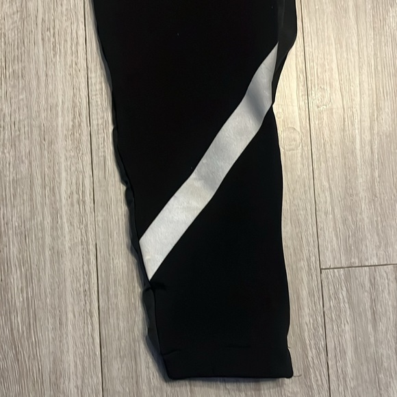 Running Room Insulated Running Pants - Picture 10 of 11